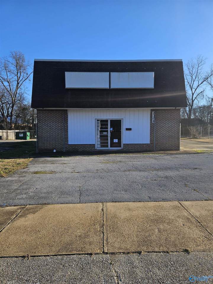 2306 Meighan Boulevard - Photo 1