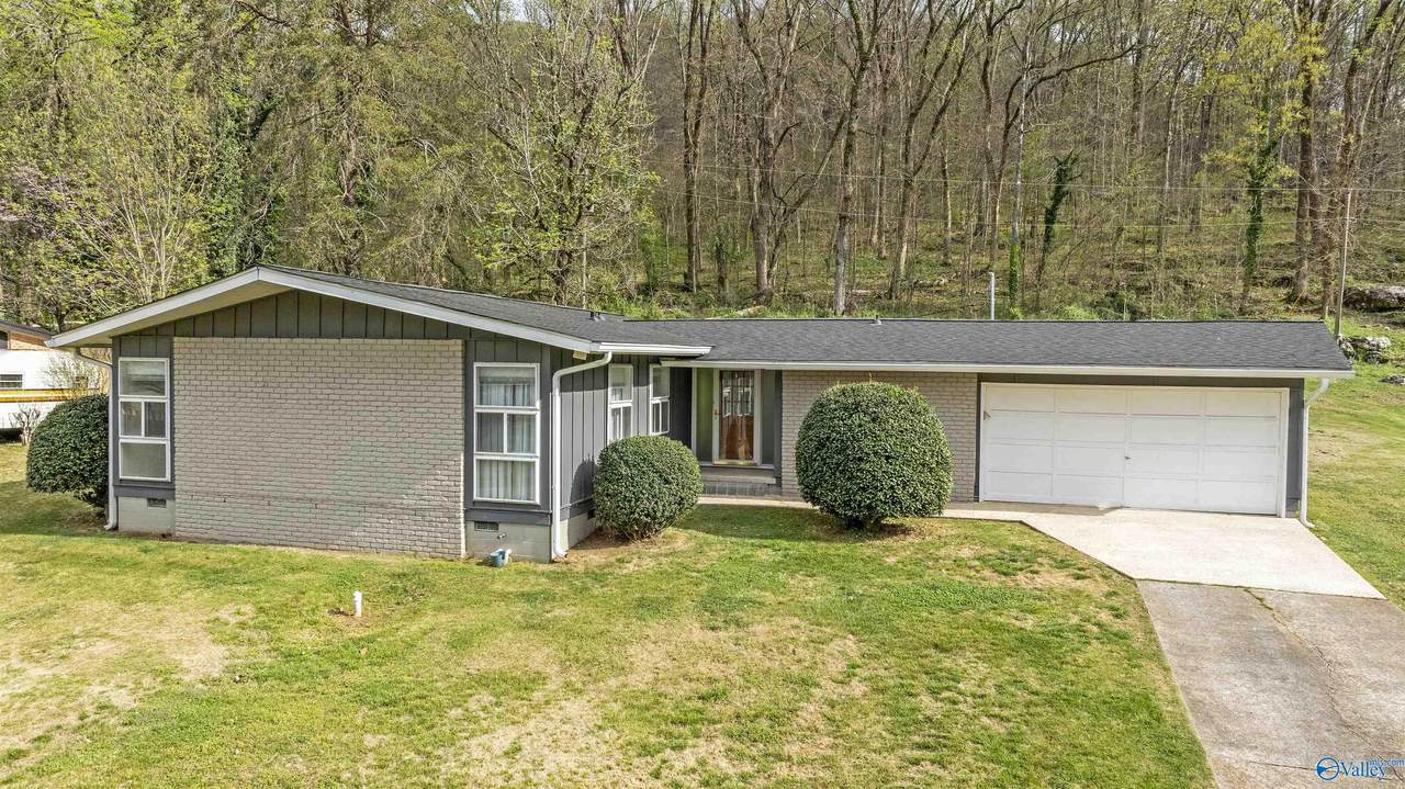 308 Hamilton Drive - Photo 1