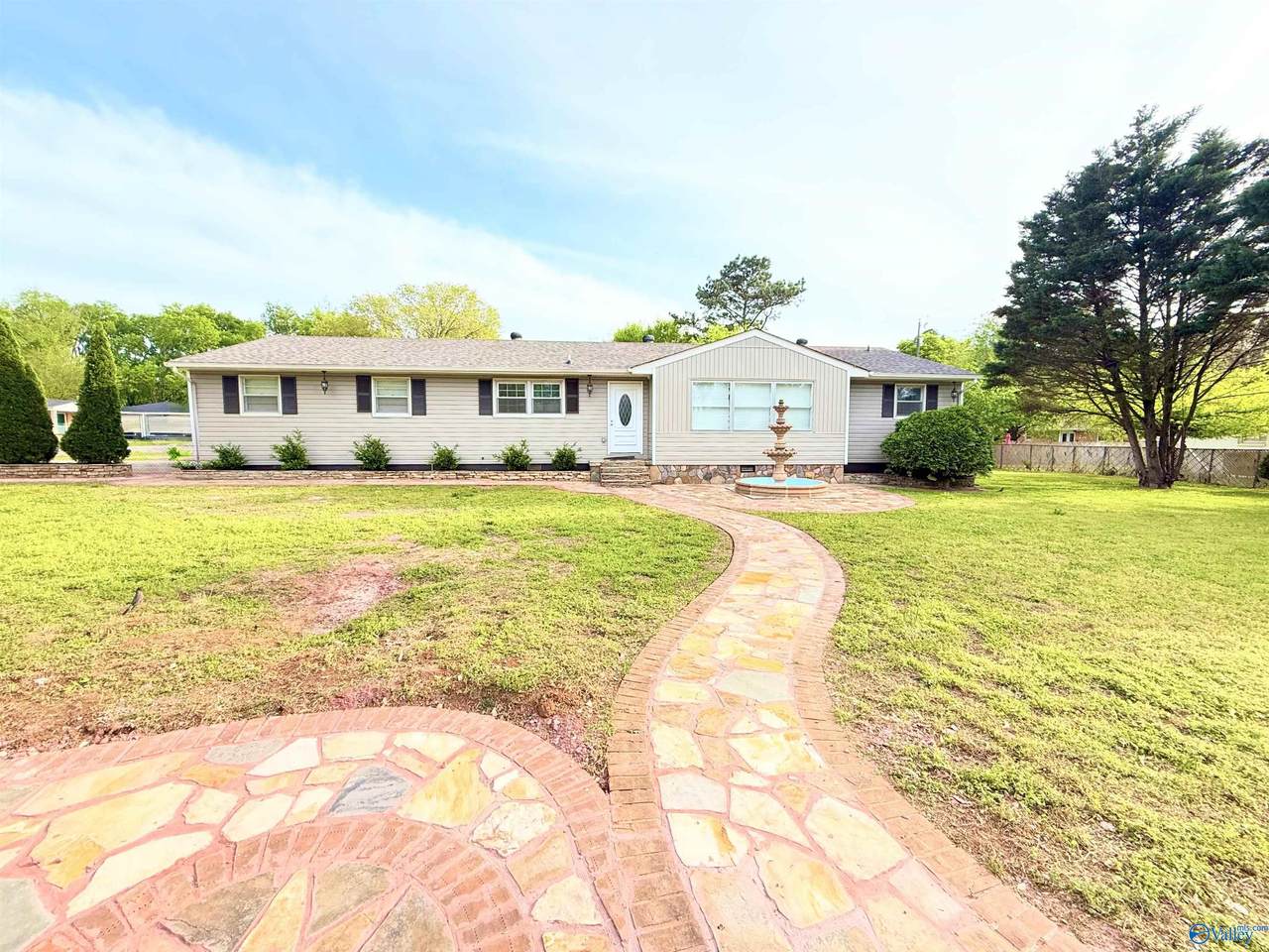 3307 Archer Drive - Photo 1