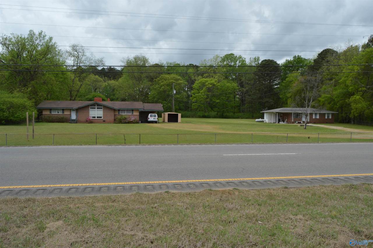 4009 Us Highway 31 - Photo 1