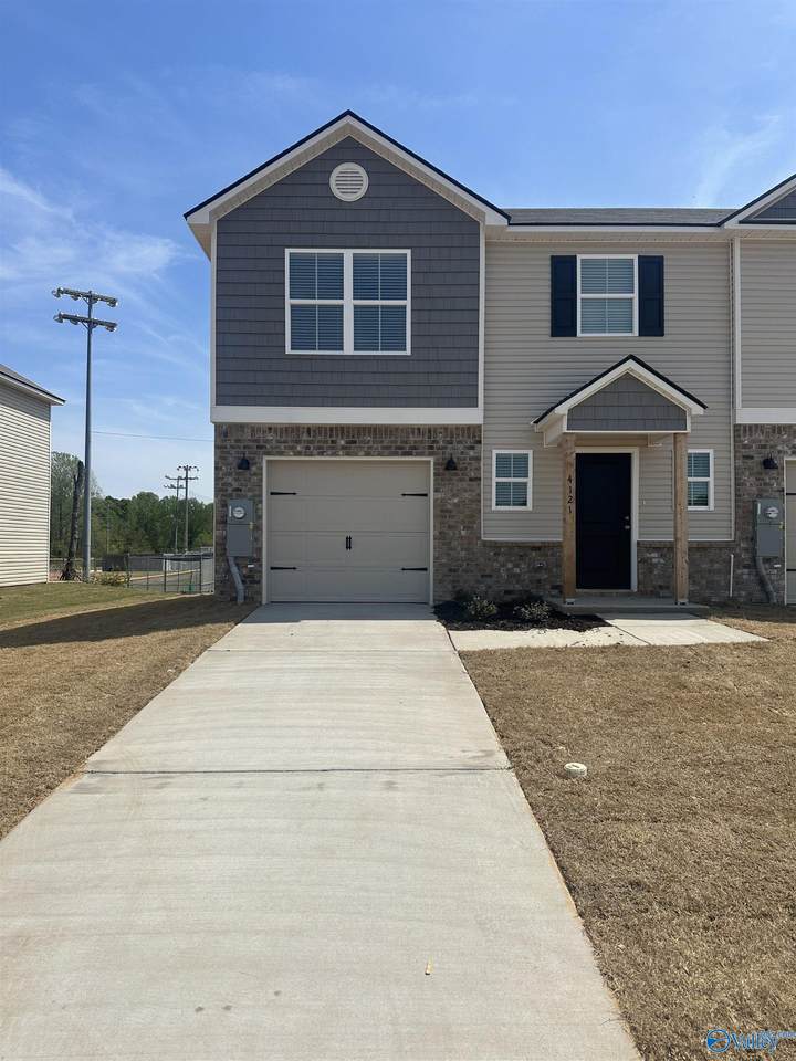 4121 Hudson Court - Photo 1