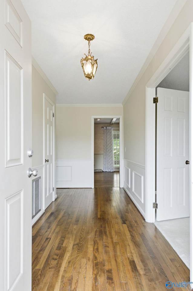 https://bt-photos.global.ssl.fastly.net/nalmls/1280_boomver_1_21914731-2.jpg