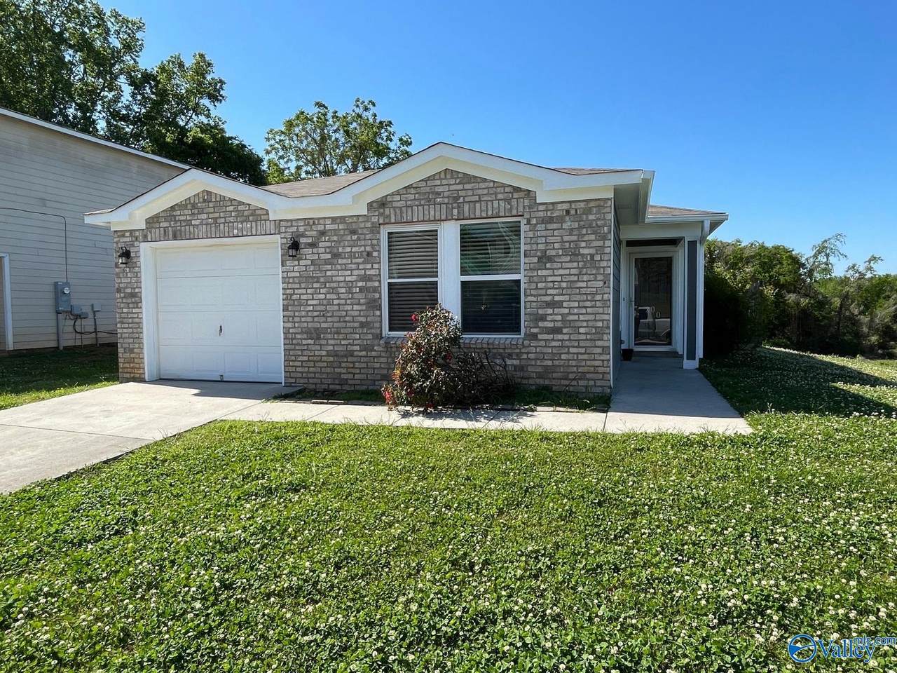 200 Whitestone Drive - Photo 1