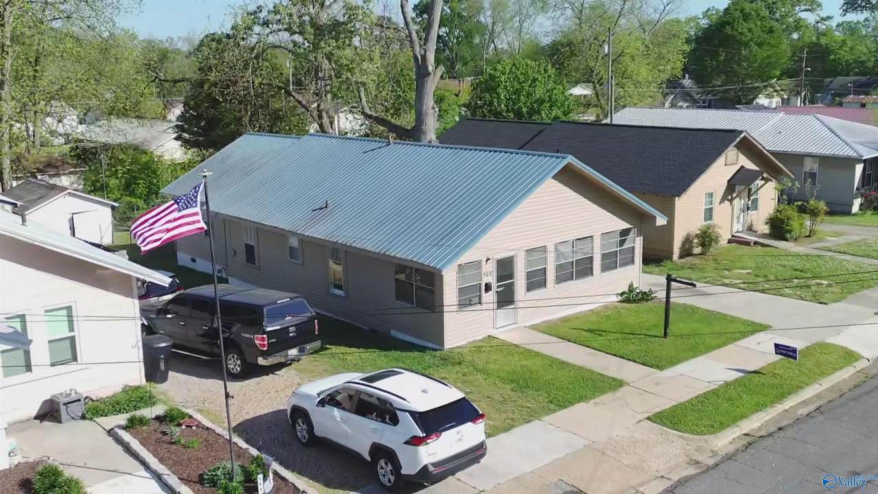 509 33rd Street - Photo 1