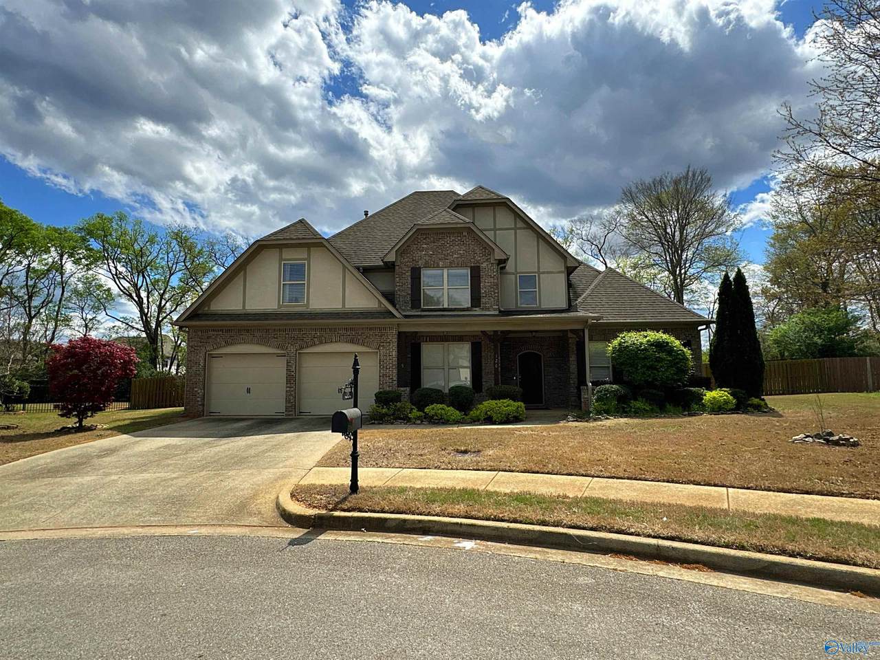 https://bt-photos.global.ssl.fastly.net/nalmls/1280_boomver_1_21914989-2.jpg