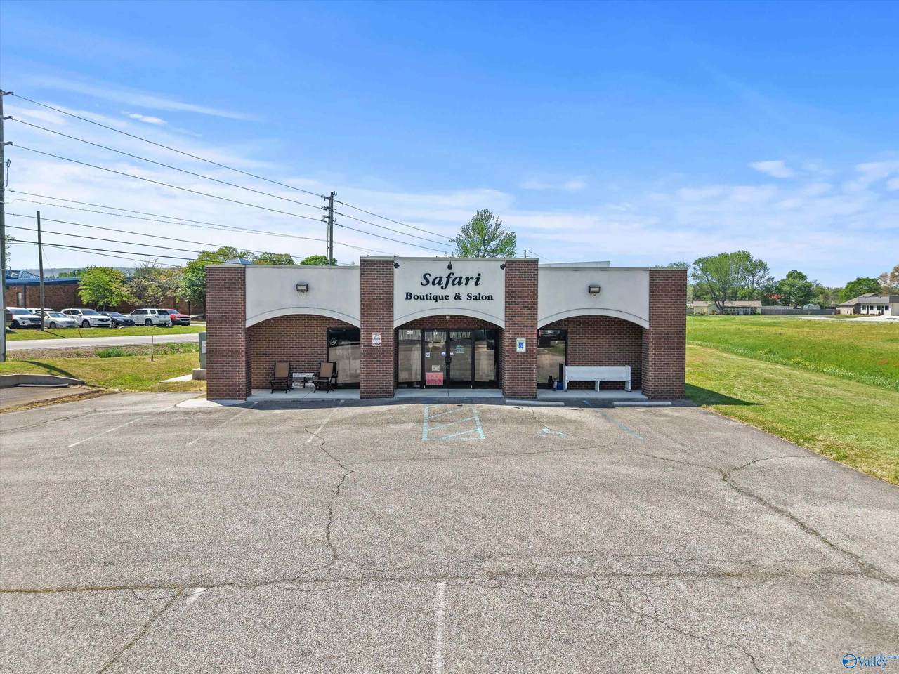995 Ryland Pike - Photo 1