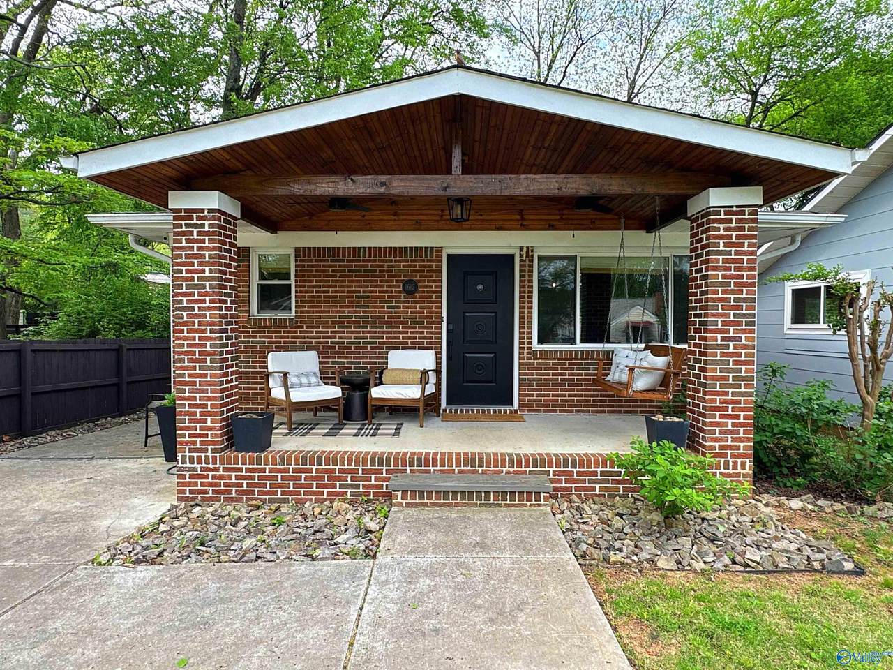 1612 Wellman Avenue - Photo 1