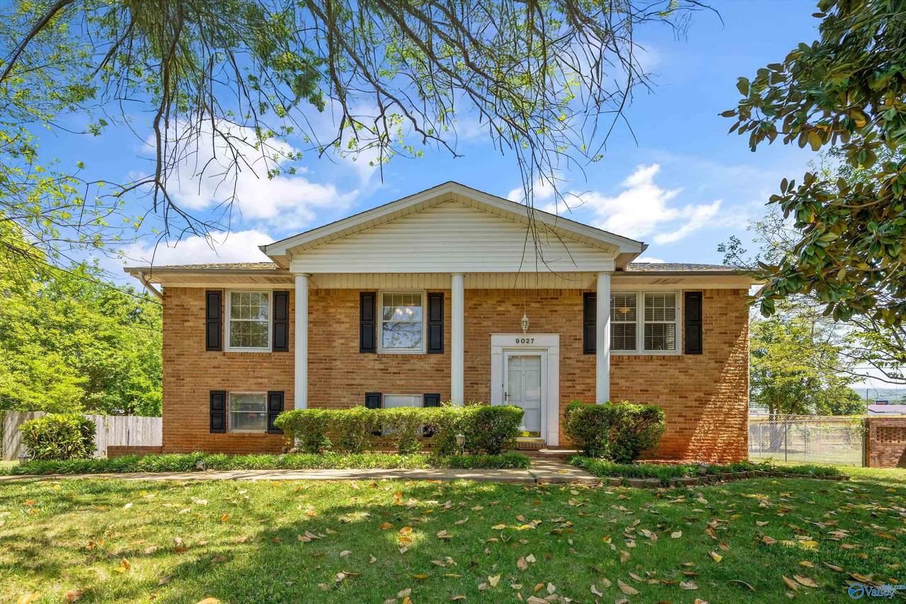 9027 Craigmont Road - Photo 1