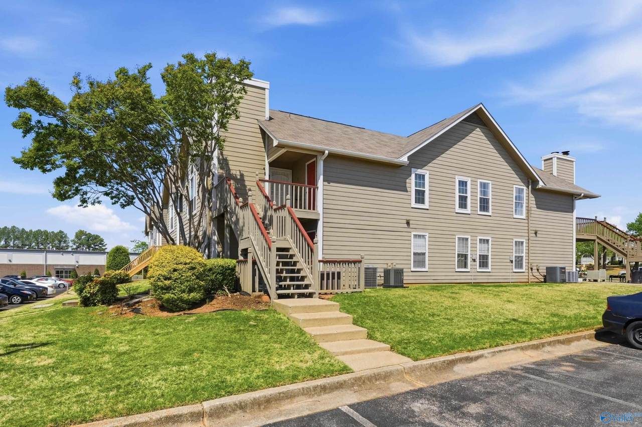 269 Waters Edge Lane - Photo 1