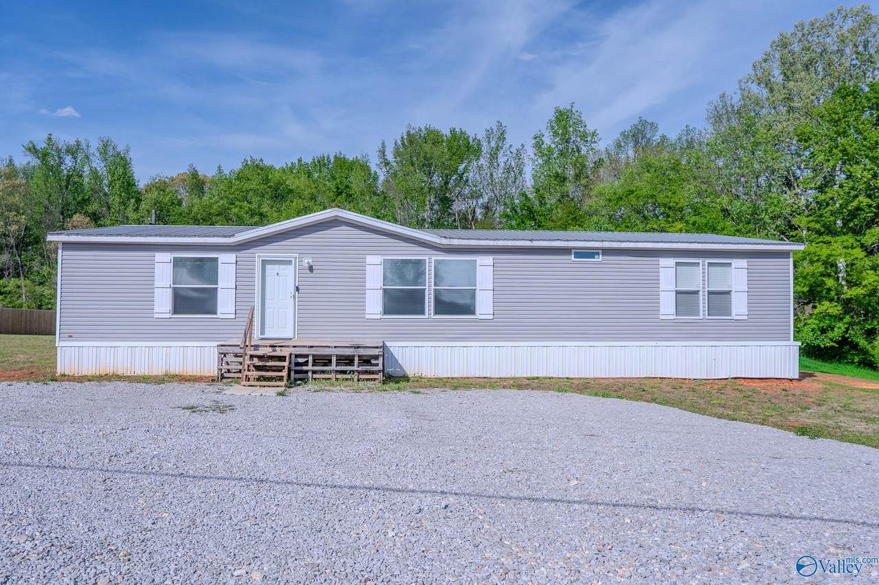 2501 County Road 200 - Photo 1