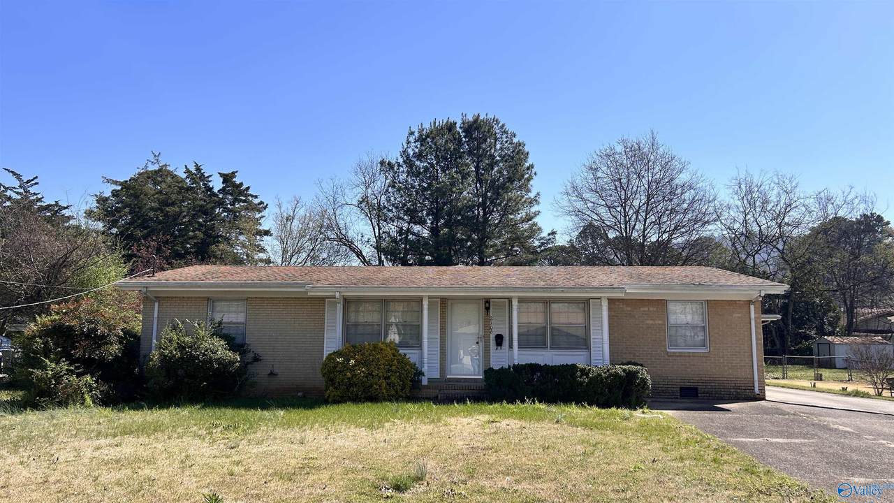 2106 Giles Drive - Photo 1