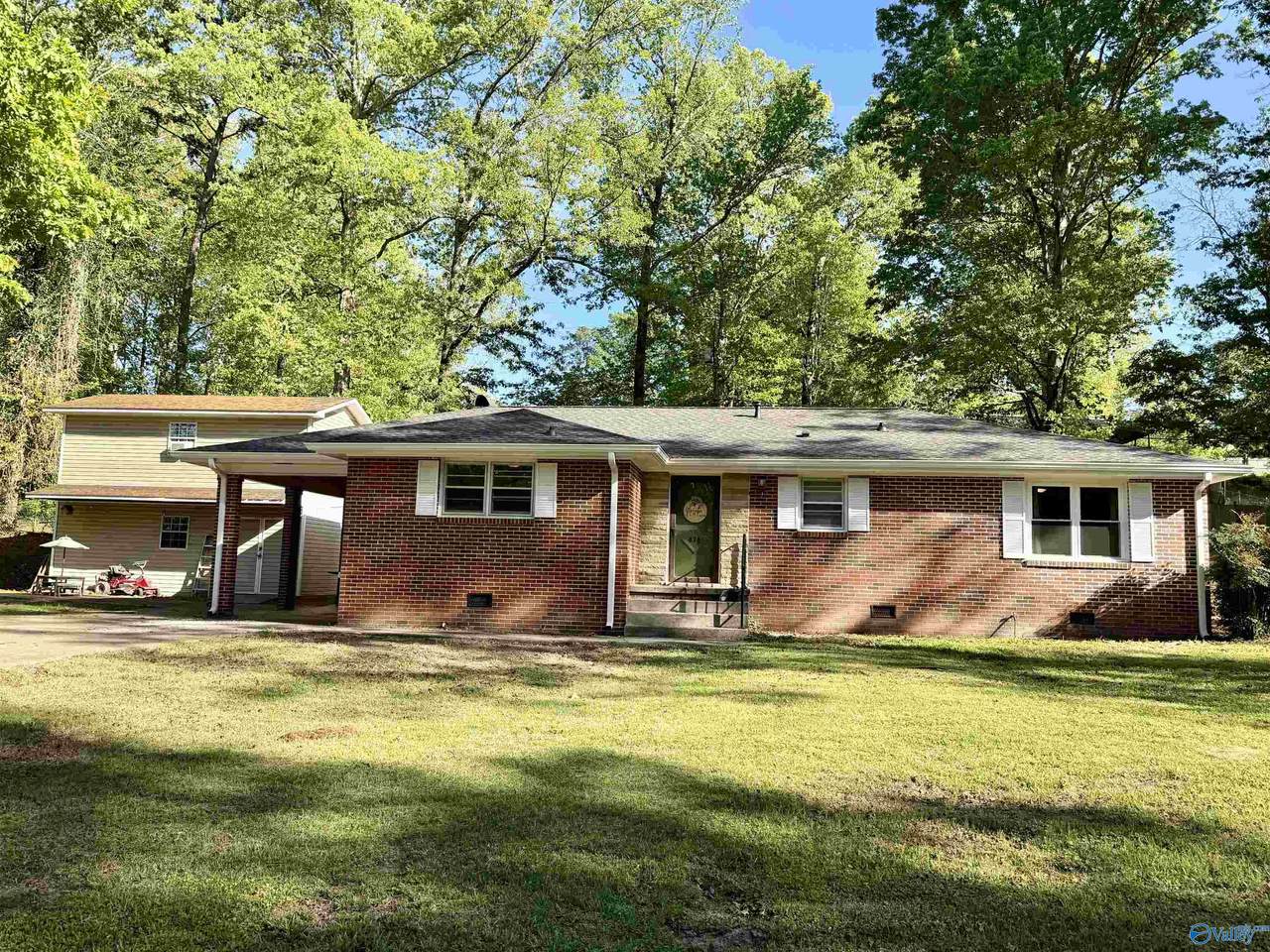 826 Parker Blvd - Photo 1