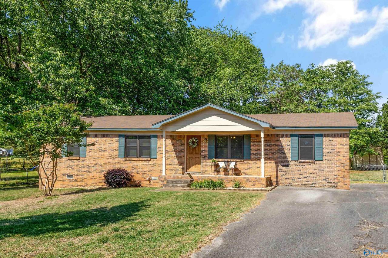 179 Jones Circle - Photo 1