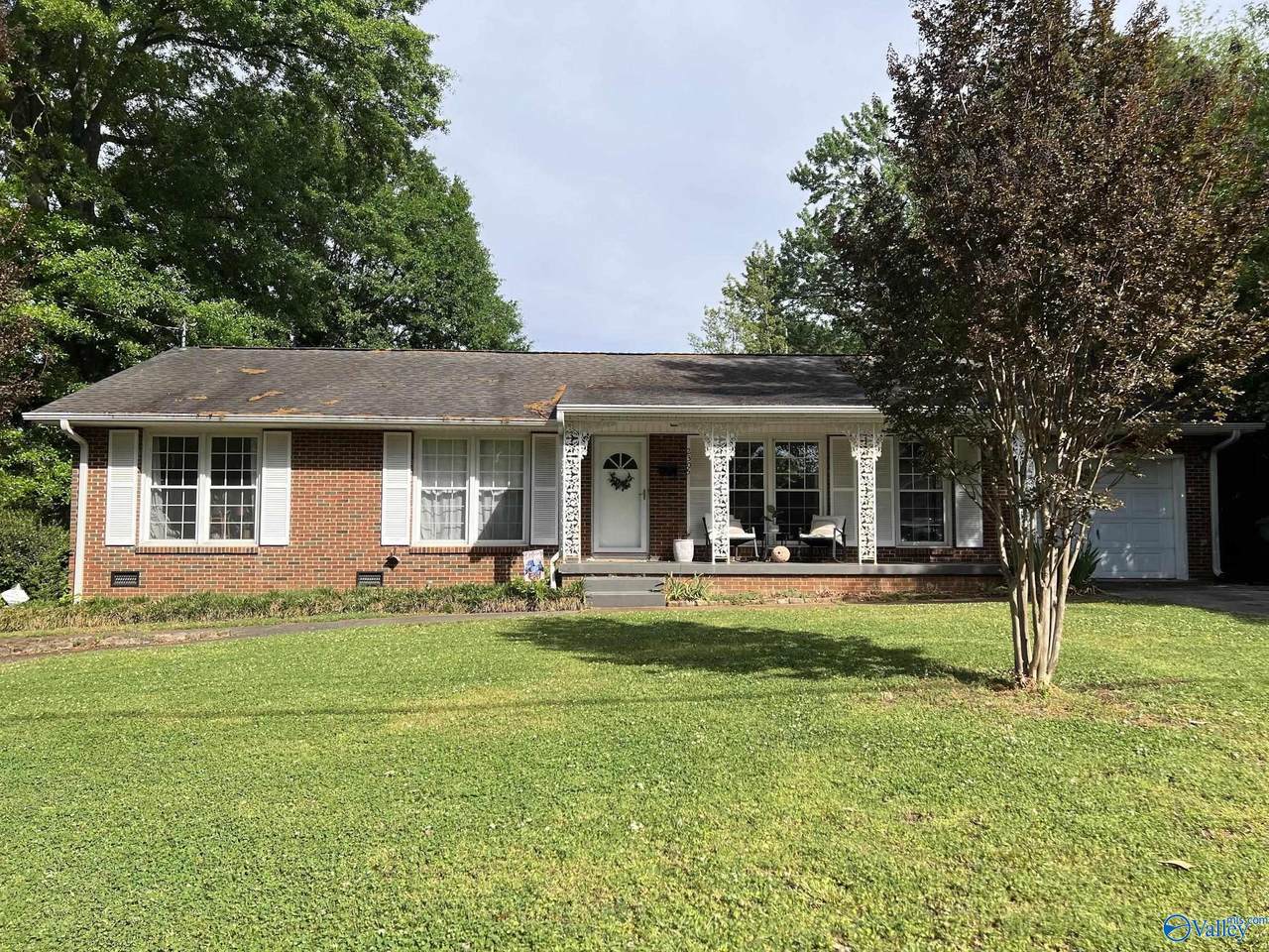 2305 Gladstone Drive - Photo 1