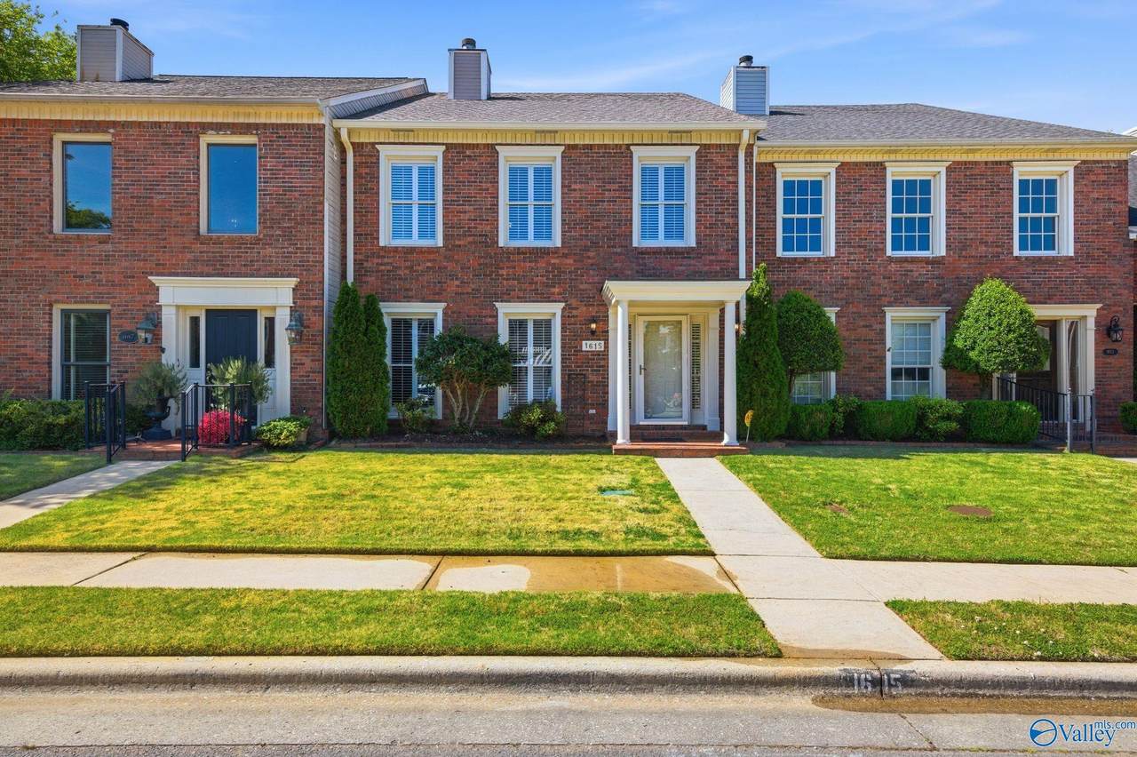 1615 River Bend Place - Photo 1