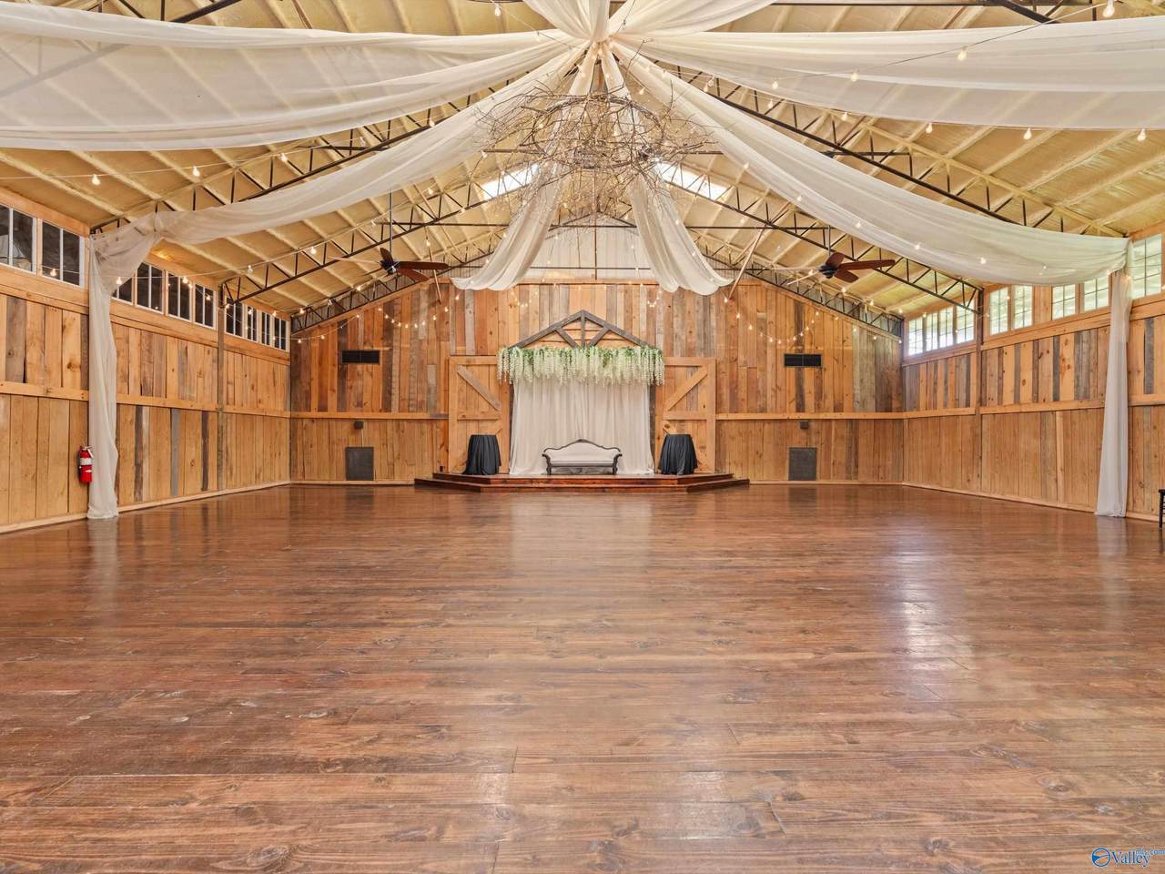 449 County Road 1240 - Photo 1