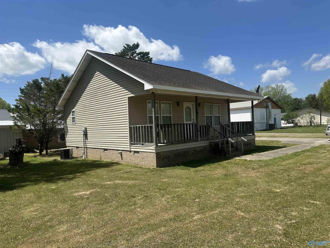 100 Wilks Lane - Photo 1