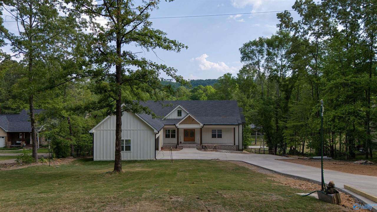 105 County Road 764 - Photo 1