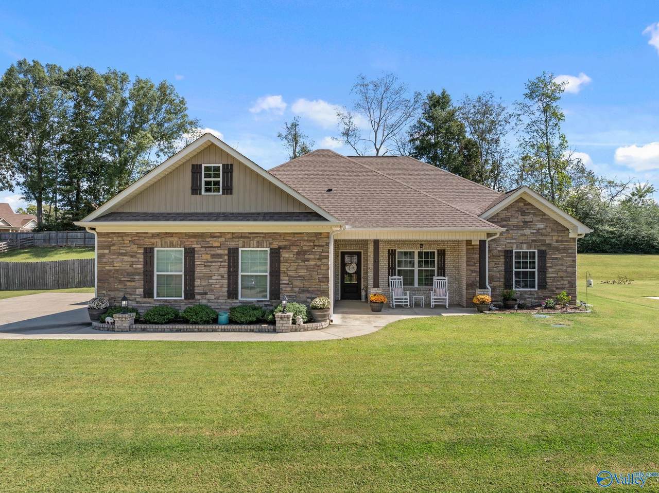 132 Lewis Vann Drive - Photo 1
