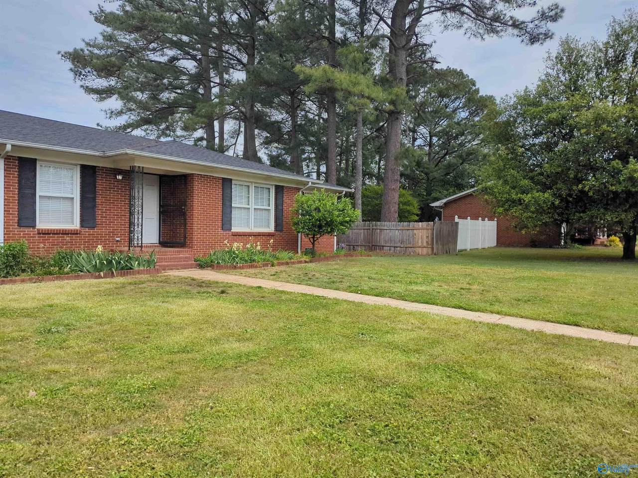 107 Strong Court - Photo 1