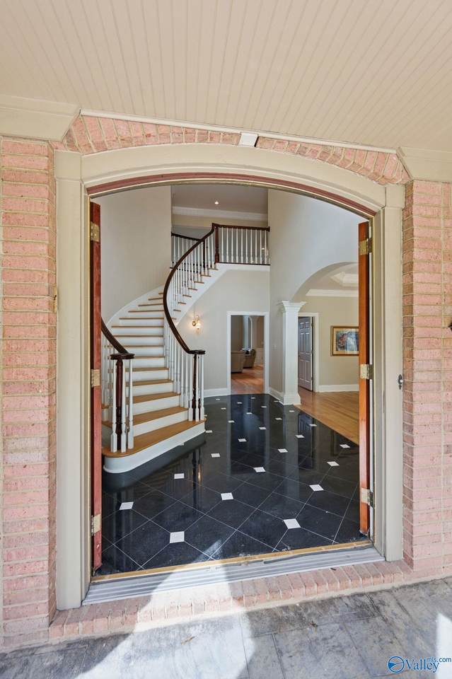 https://bt-photos.global.ssl.fastly.net/nalmls/1280_boomver_1_21916789-2.jpg