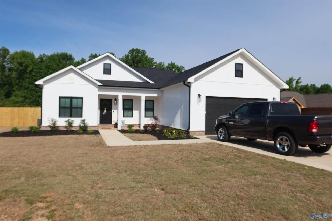 11187 Percy Drive - Photo 1