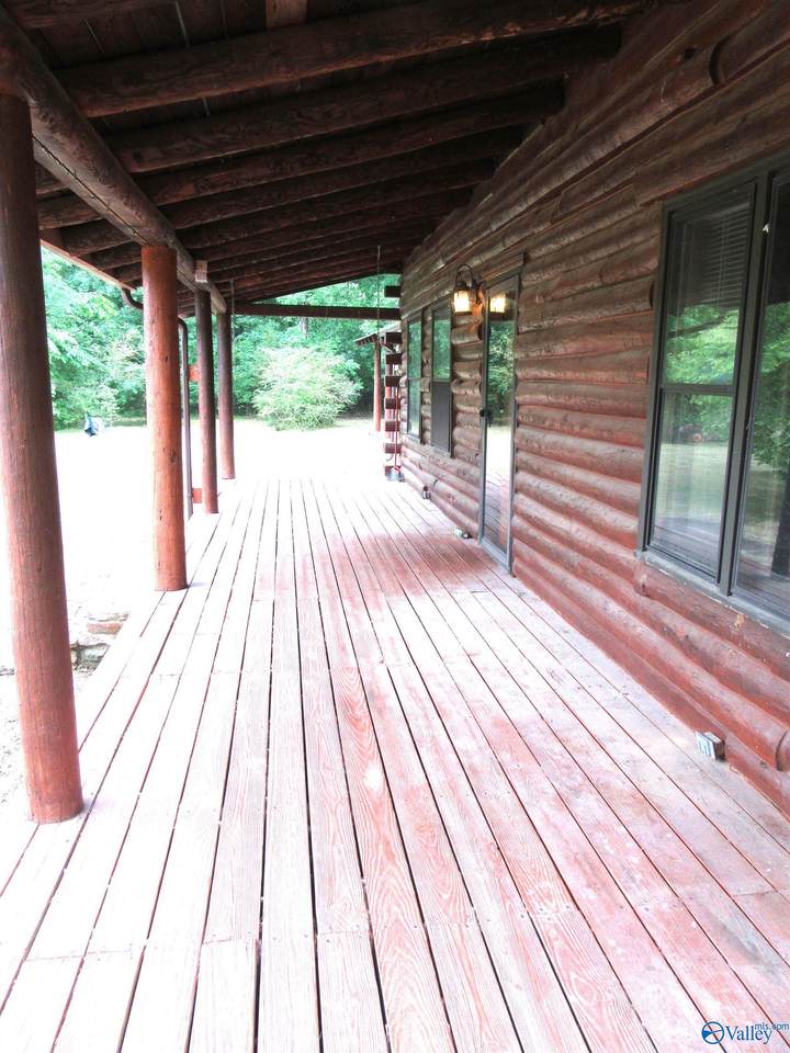 https://bt-photos.global.ssl.fastly.net/nalmls/1280_boomver_1_21917370-2.jpg