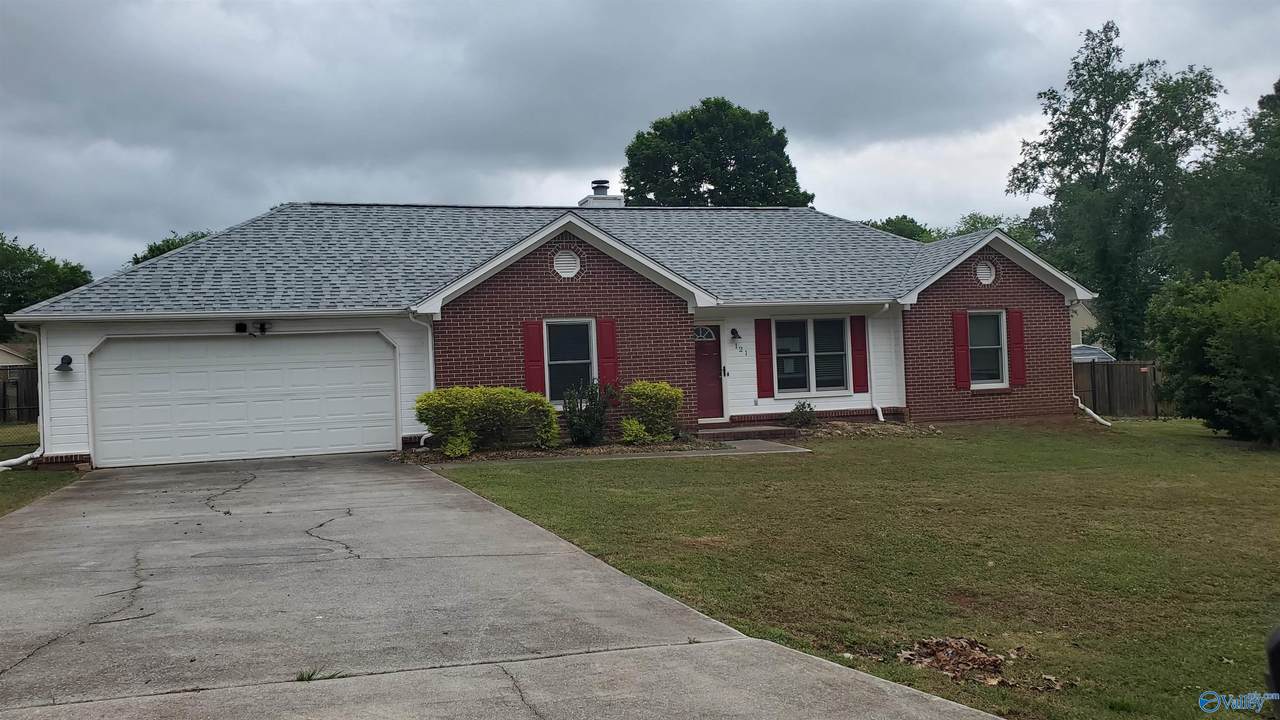 121 Cooper Drive - Photo 1