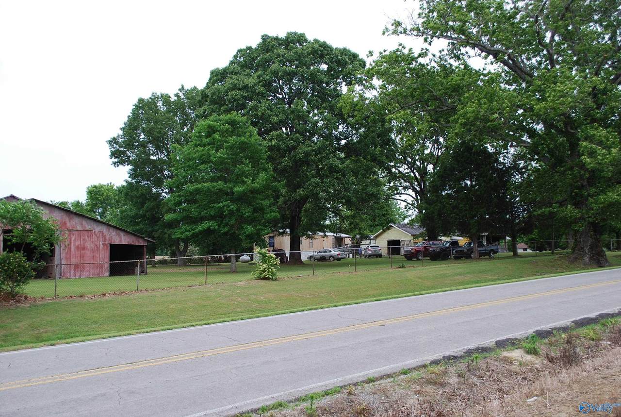 4400 County Road 140 - Photo 1
