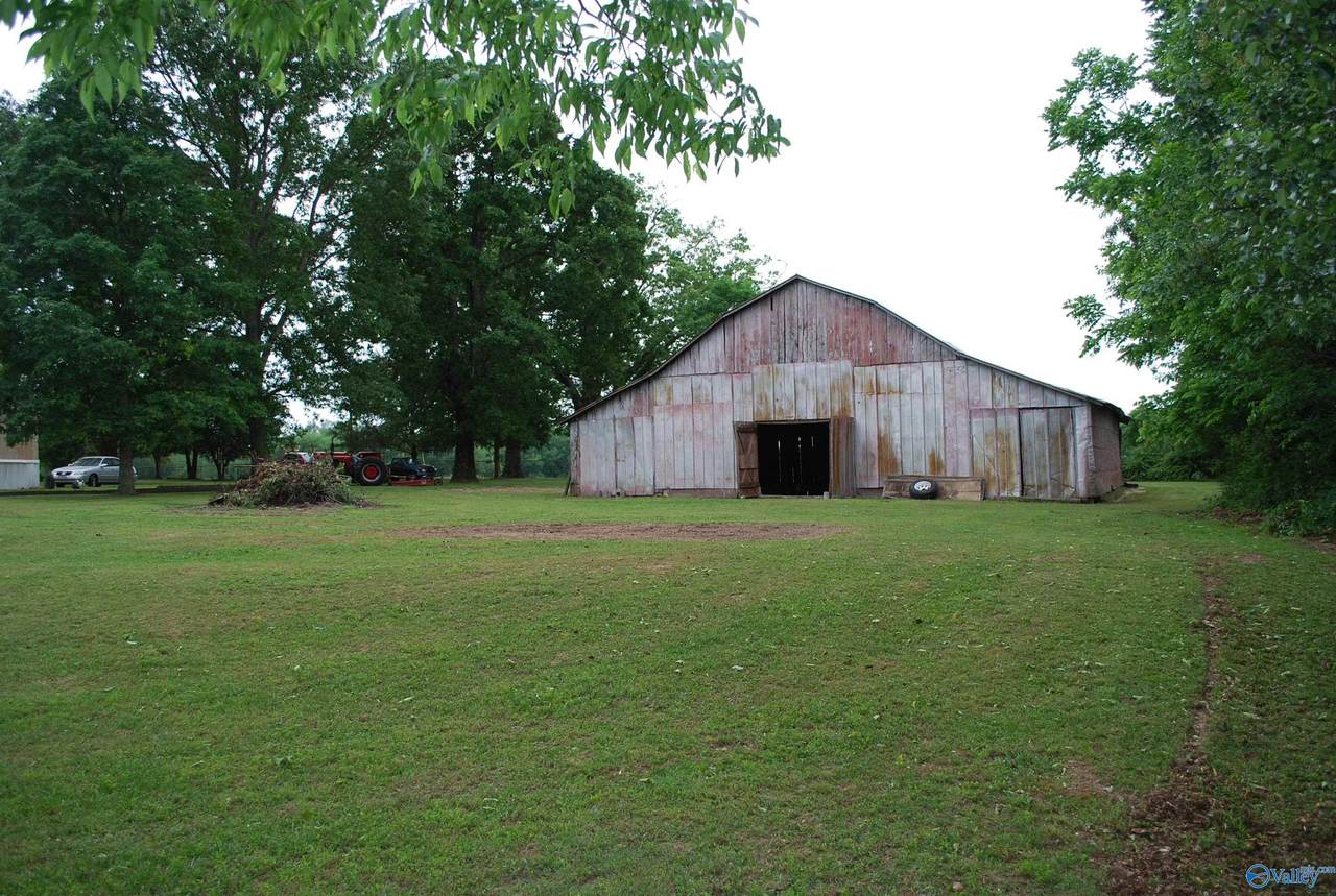 https://bt-photos.global.ssl.fastly.net/nalmls/1280_boomver_1_21917453-2.jpg