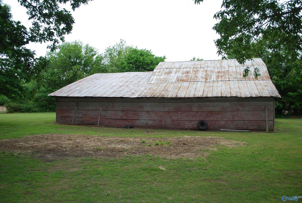 https://bt-photos.global.ssl.fastly.net/nalmls/1280_boomver_1_21917453-2.jpg