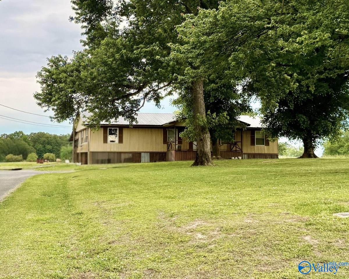 6540 Sardis Road - Photo 1