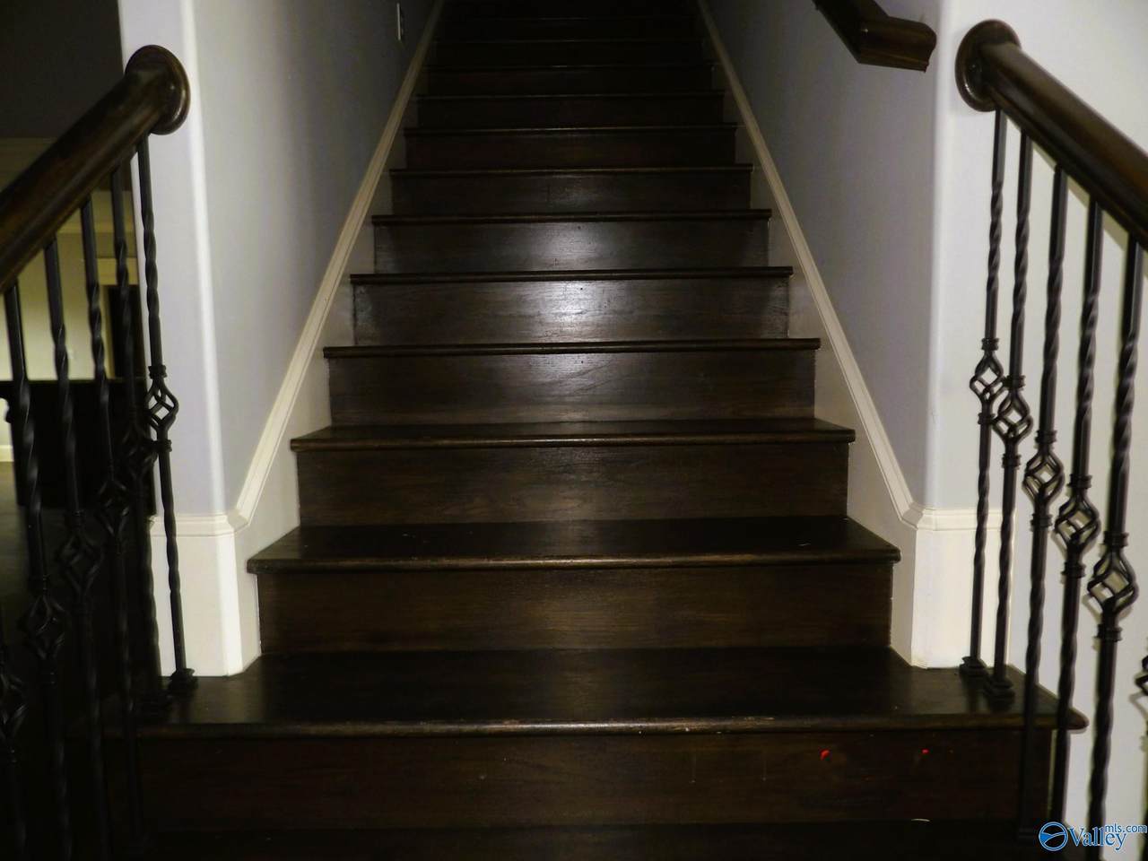 https://bt-photos.global.ssl.fastly.net/nalmls/1280_boomver_1_21917572-2.jpg