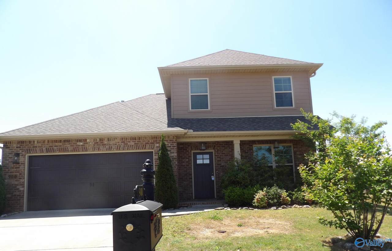 900 Park Place - Photo 1