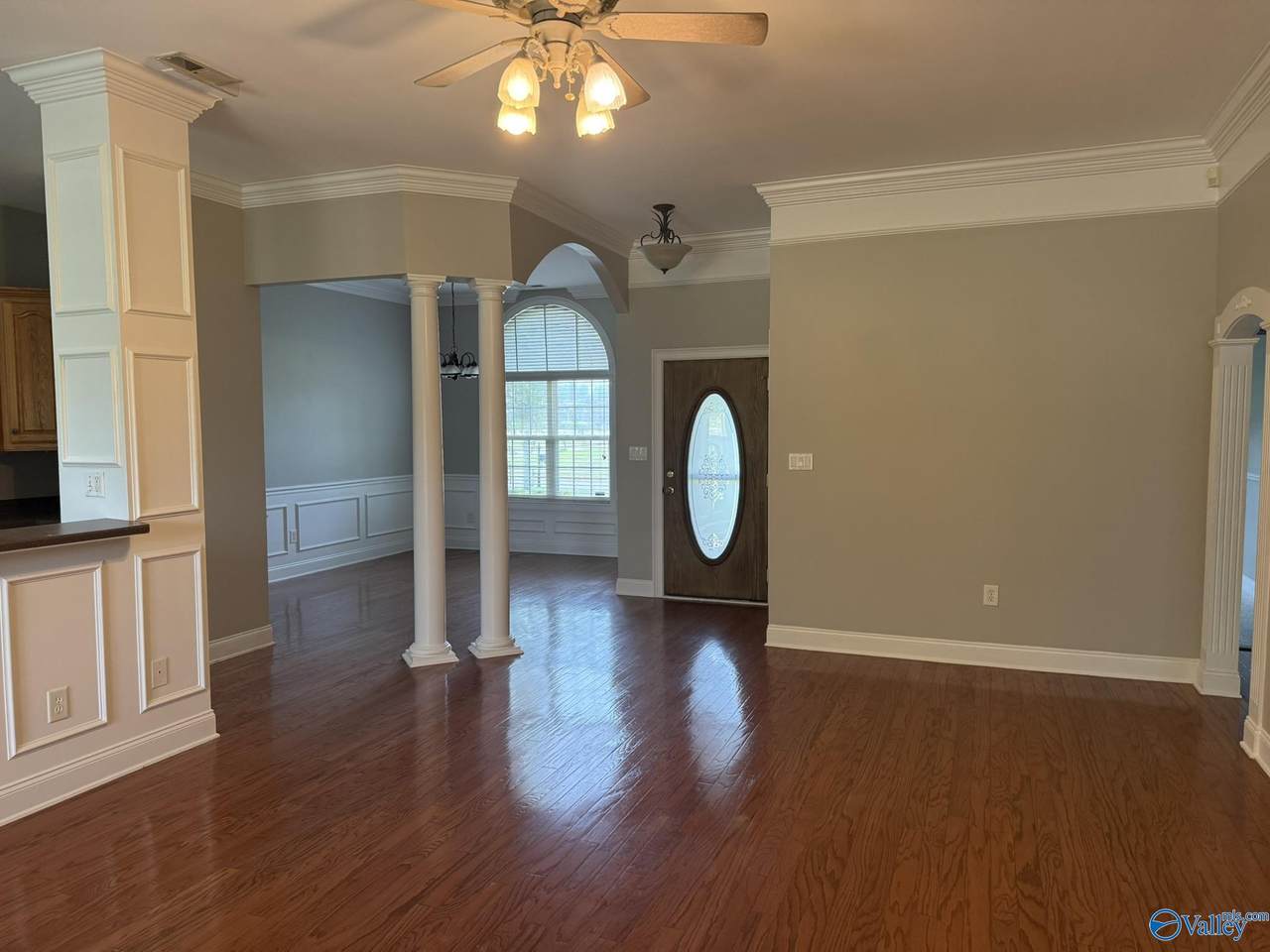 https://bt-photos.global.ssl.fastly.net/nalmls/1280_boomver_1_21917738-3.jpg