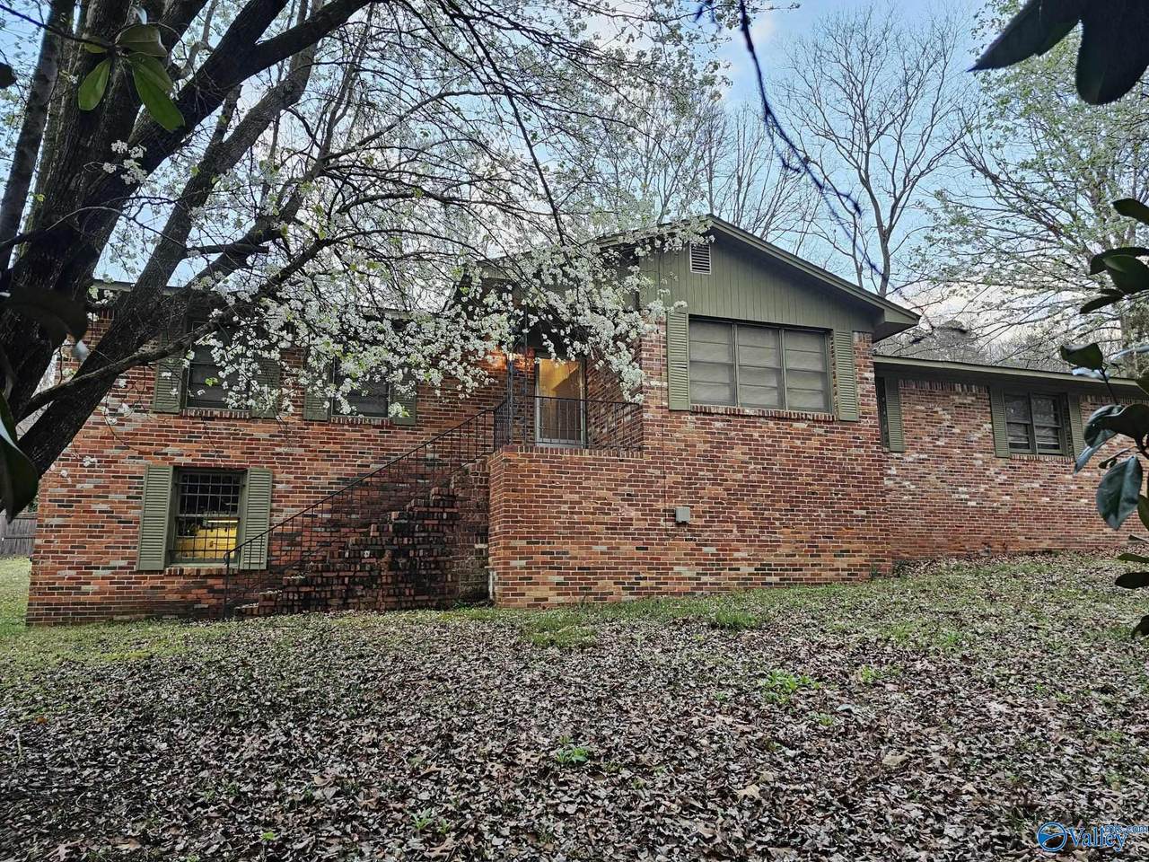 302 Jo Cyn Drive - Photo 1