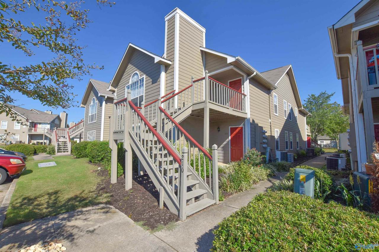 210 Waters Edge Lane - Photo 1