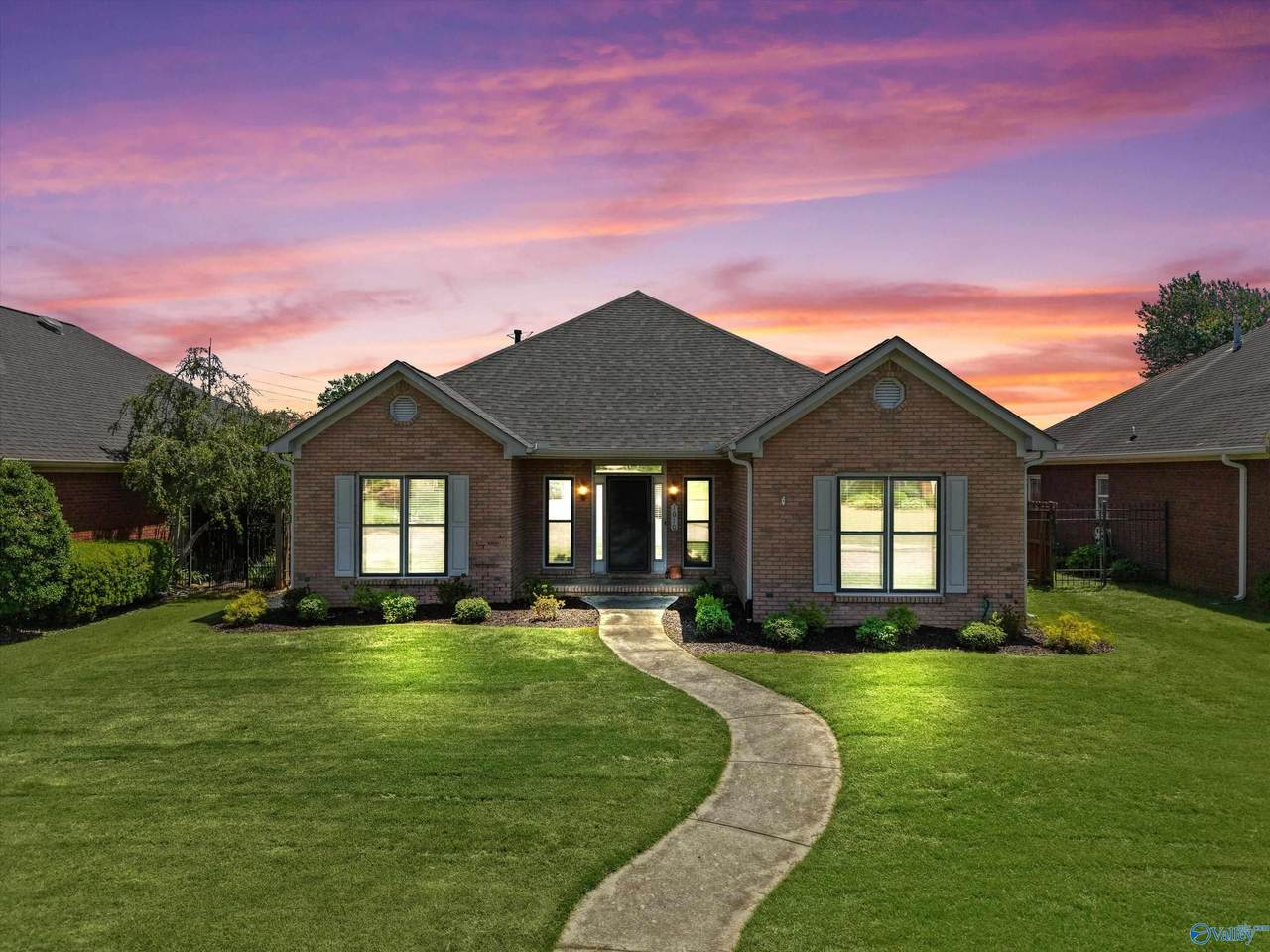 1010 Brookshire Lane - Photo 1