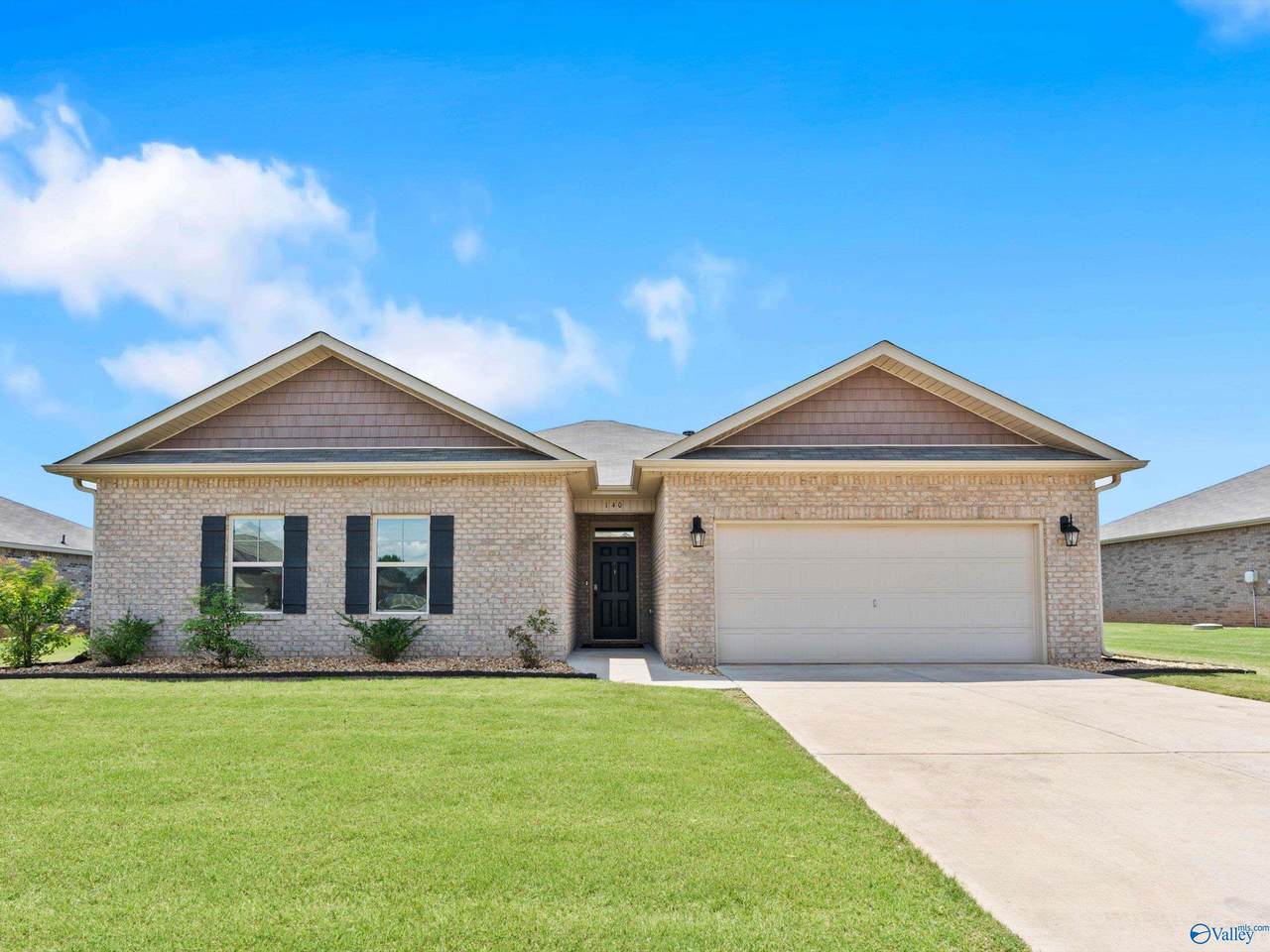 140 Red Fox Way - Photo 1