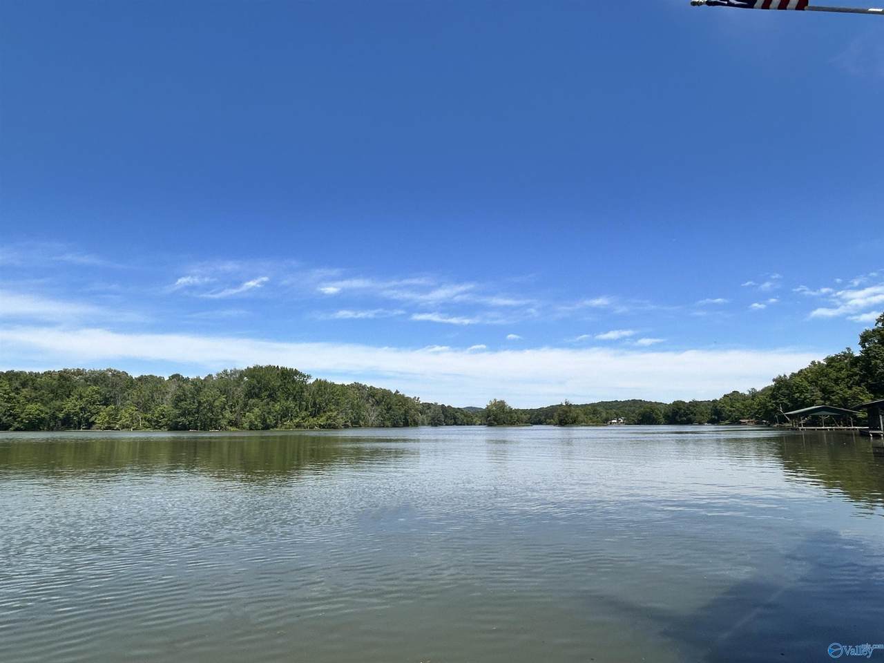 https://bt-photos.global.ssl.fastly.net/nalmls/1280_boomver_1_21918610-2.jpg