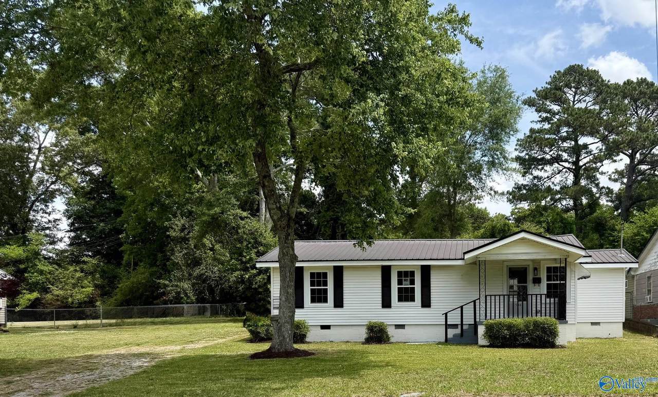 500 Padenreich Avenue - Photo 1