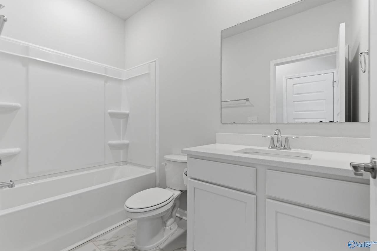 https://bt-photos.global.ssl.fastly.net/nalmls/1280_boomver_1_21919273-2.jpg