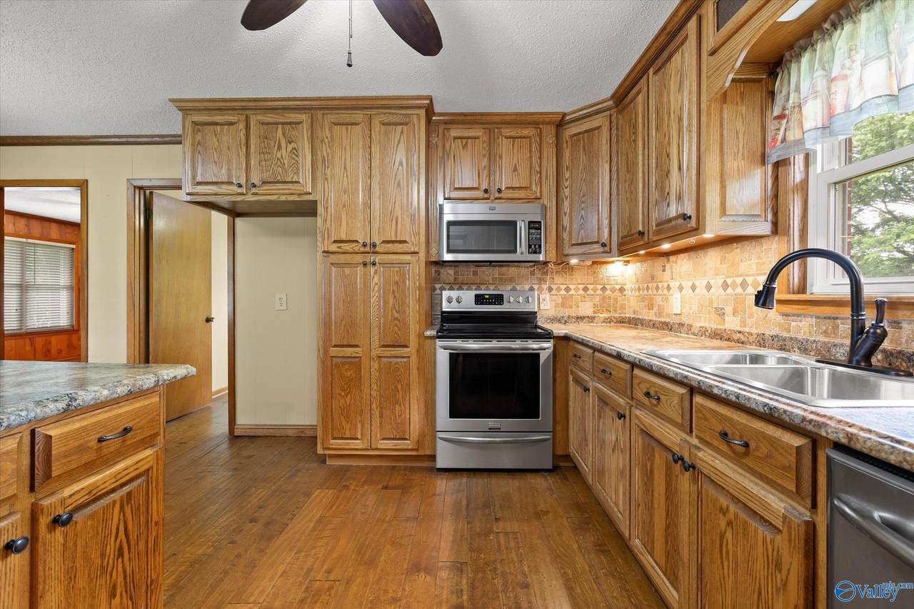 https://bt-photos.global.ssl.fastly.net/nalmls/1280_boomver_1_21919298-2.jpg