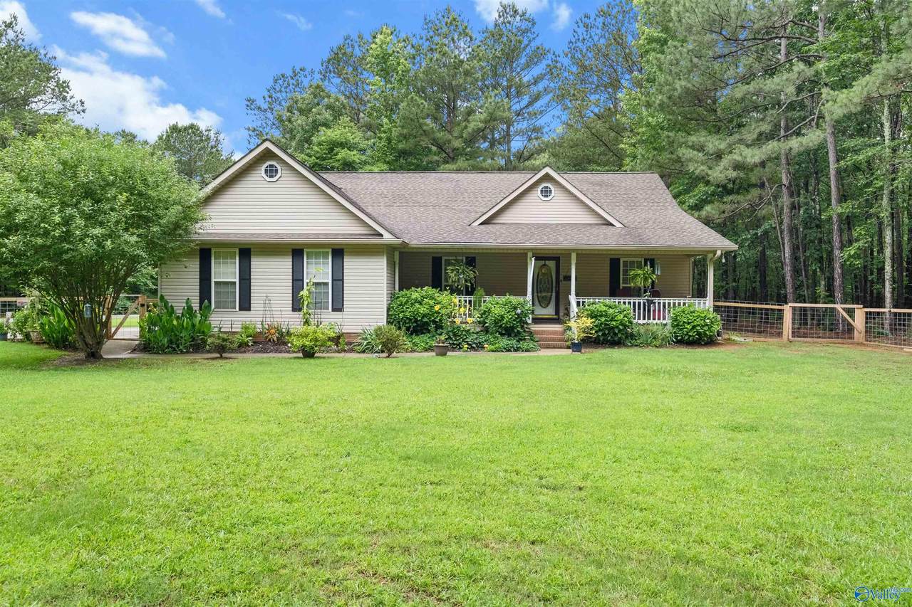315 Oak Hill Drive - Photo 1
