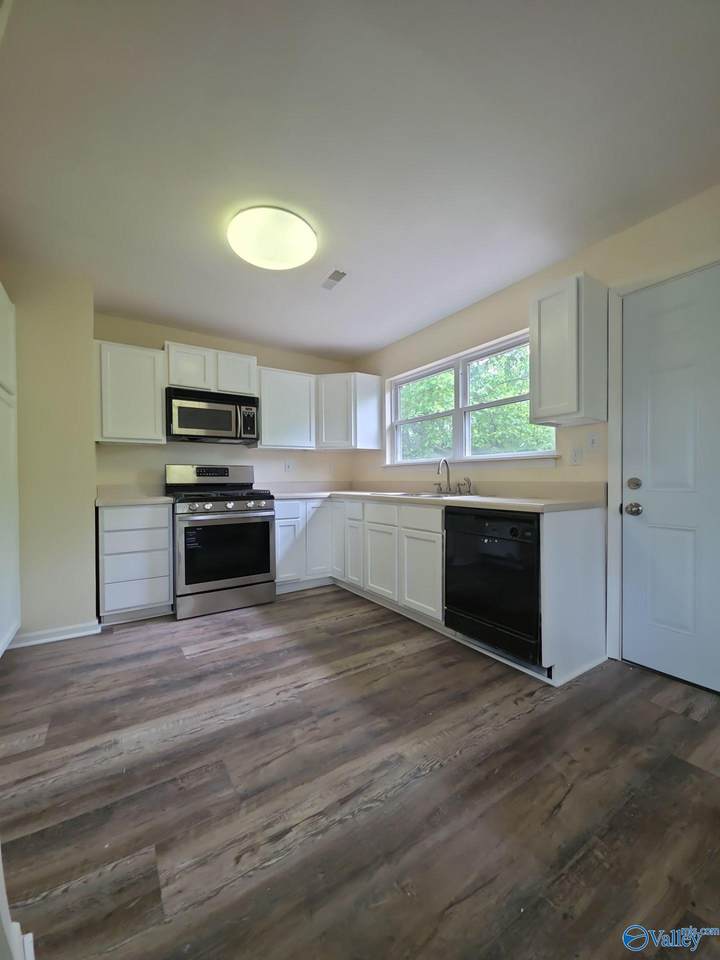2113 Wimberly Road - Photo 1