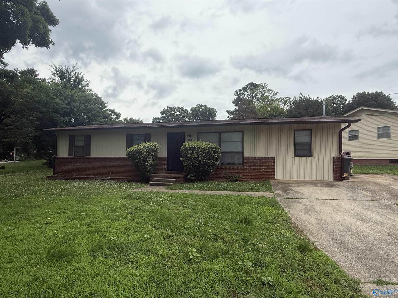 641 Dawson Terrace - Photo 1