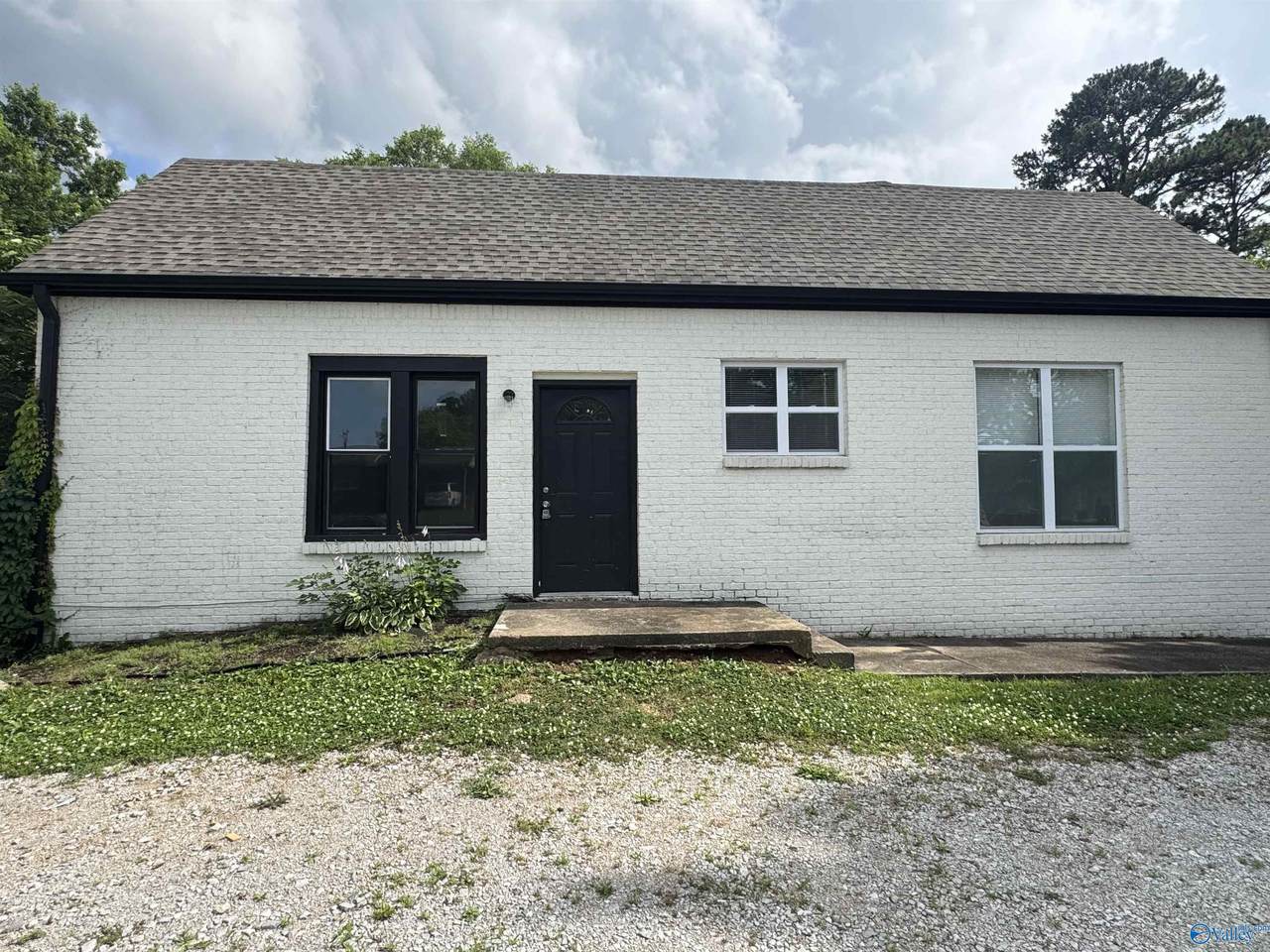 1114 Oakwood Avenue - Photo 1
