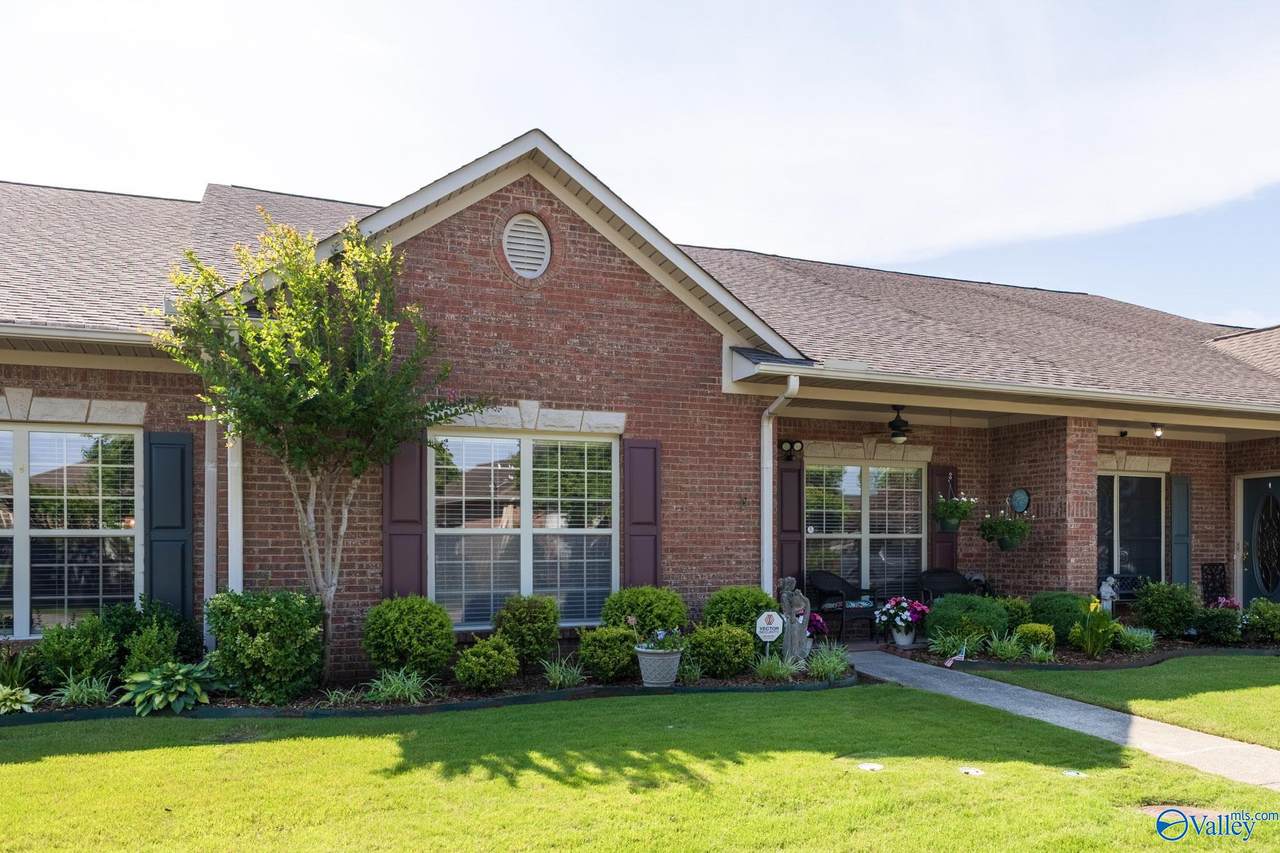 2426 Castle Gate Blvd - Photo 1