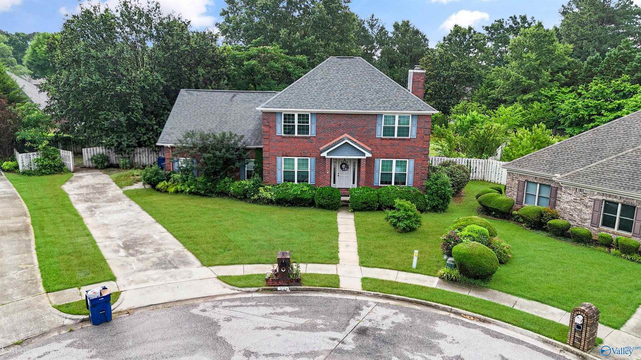 100 Silver Tail Lane - Photo 1