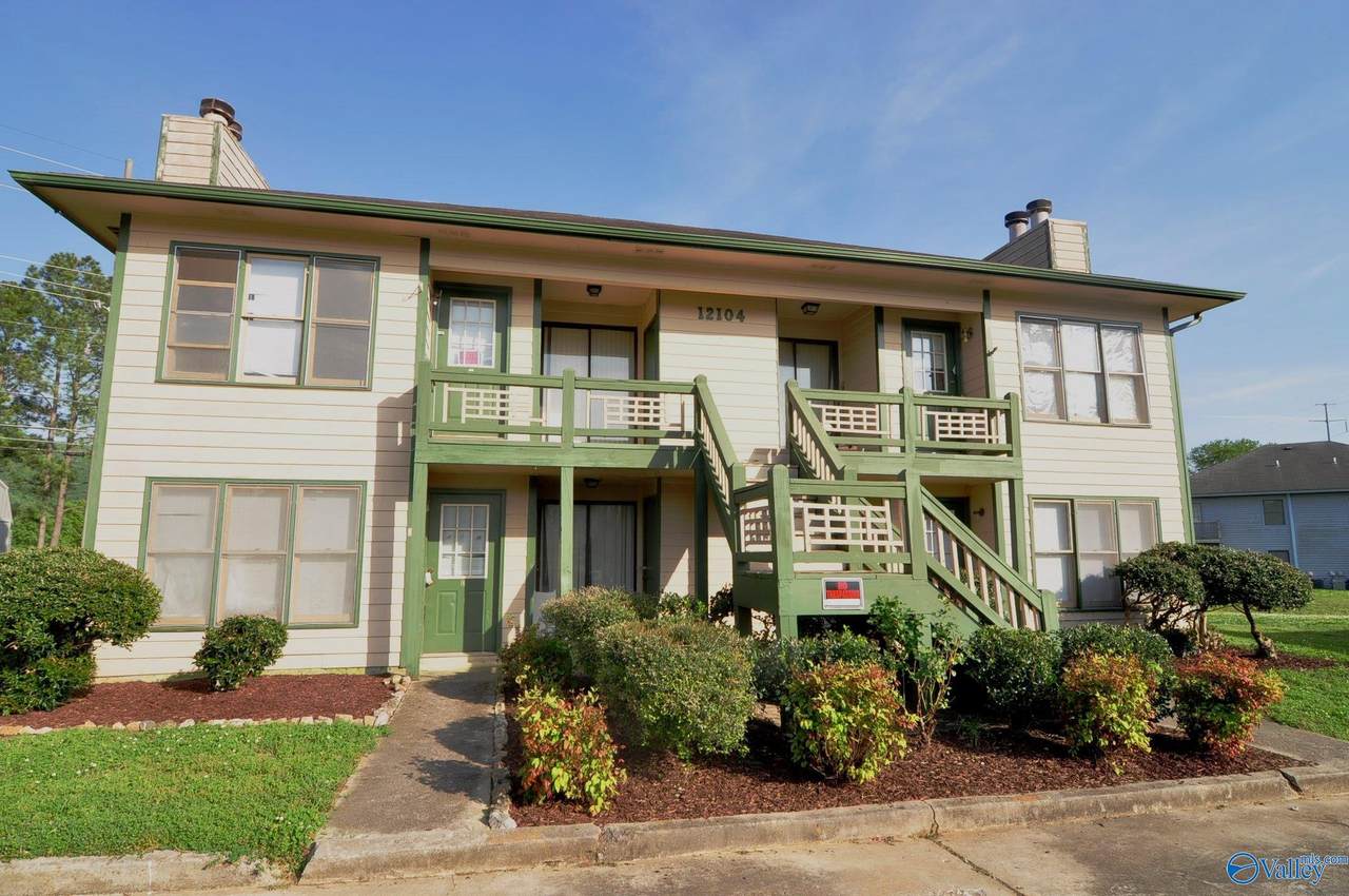 12104 Carriage Court - Photo 1